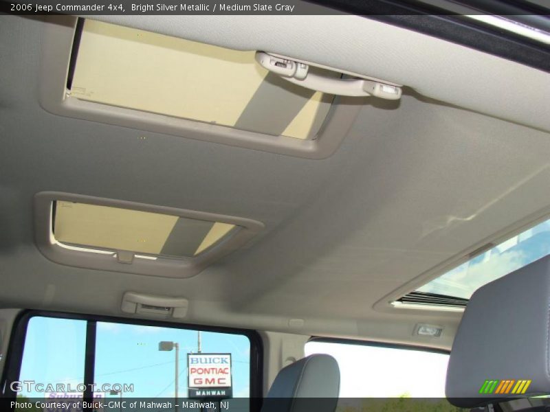 Bright Silver Metallic / Medium Slate Gray 2006 Jeep Commander 4x4