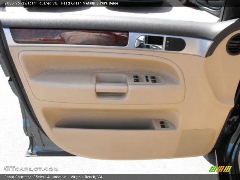 Reed Green Metallic / Pure Beige 2005 Volkswagen Touareg V8