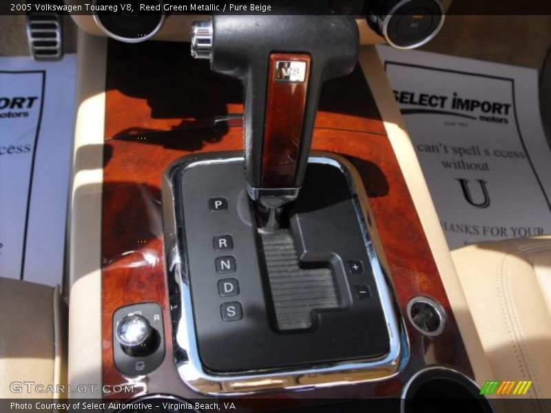 Reed Green Metallic / Pure Beige 2005 Volkswagen Touareg V8