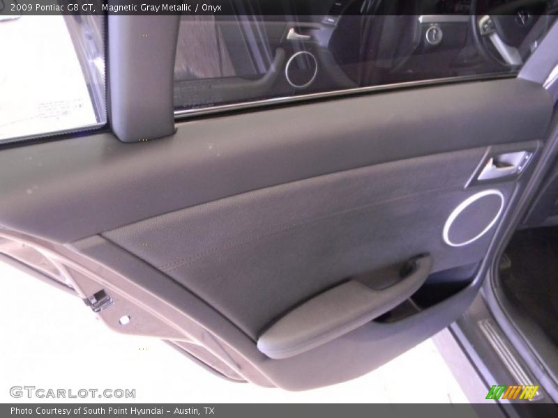 Magnetic Gray Metallic / Onyx 2009 Pontiac G8 GT