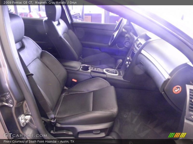 Magnetic Gray Metallic / Onyx 2009 Pontiac G8 GT
