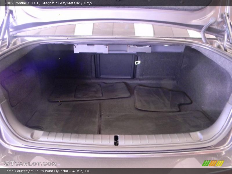Magnetic Gray Metallic / Onyx 2009 Pontiac G8 GT