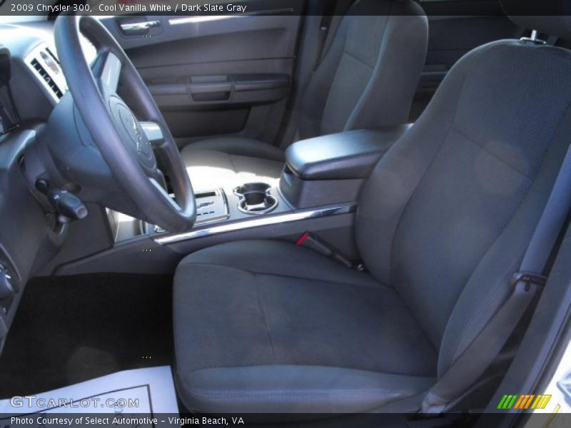 Cool Vanilla White / Dark Slate Gray 2009 Chrysler 300
