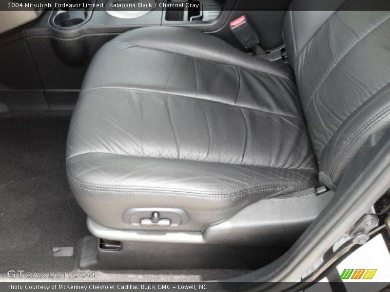 Kalapana Black / Charcoal Gray 2004 Mitsubishi Endeavor Limited