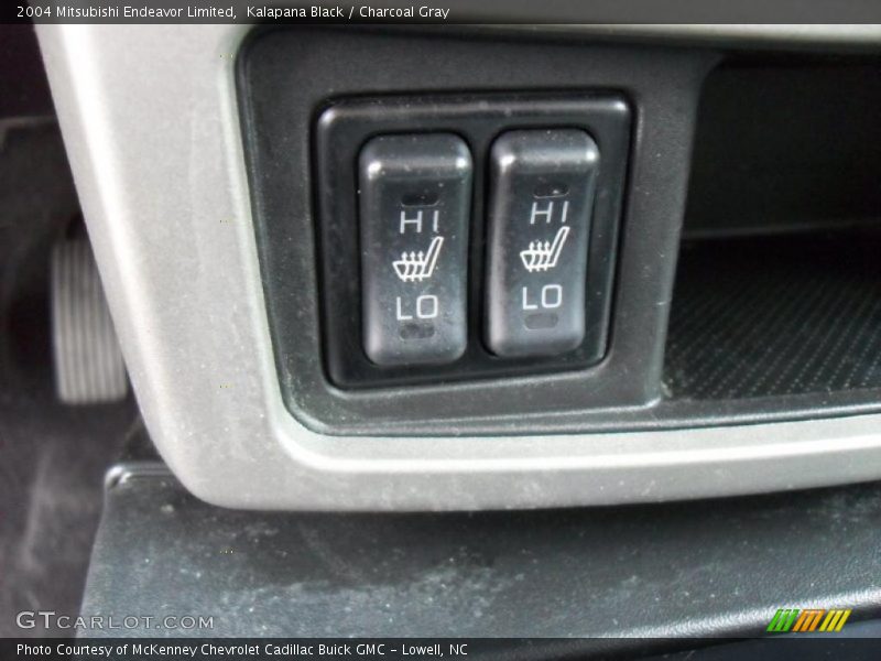 Kalapana Black / Charcoal Gray 2004 Mitsubishi Endeavor Limited