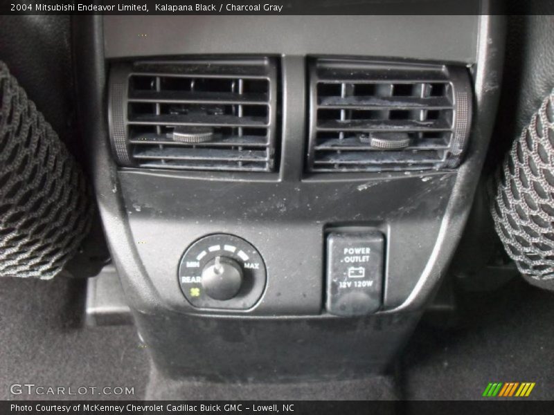 Kalapana Black / Charcoal Gray 2004 Mitsubishi Endeavor Limited