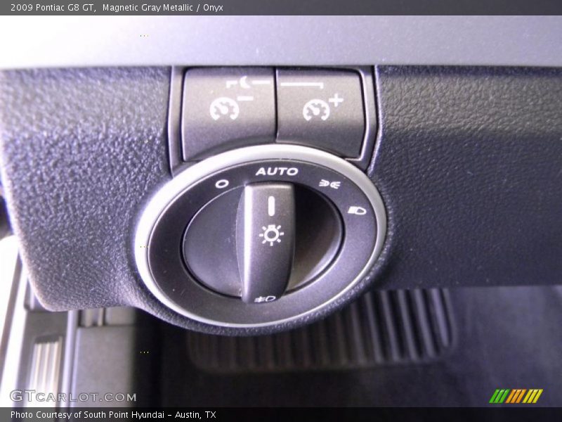 Magnetic Gray Metallic / Onyx 2009 Pontiac G8 GT