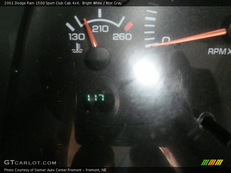 Bright White / Mist Gray 2001 Dodge Ram 1500 Sport Club Cab 4x4