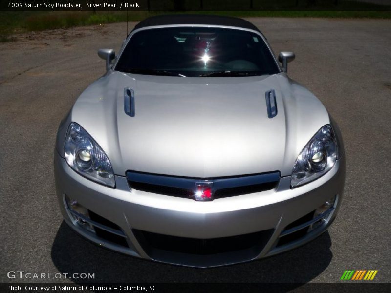 Silver Pearl / Black 2009 Saturn Sky Roadster