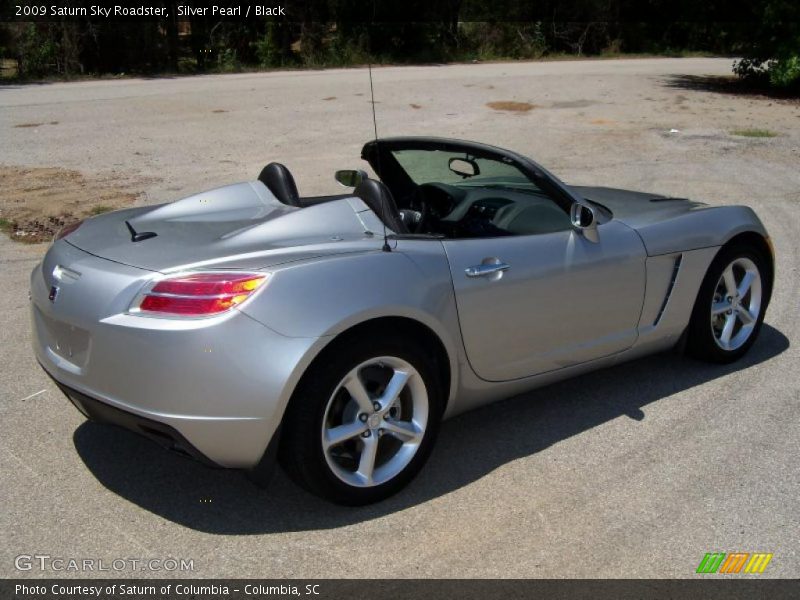 Silver Pearl / Black 2009 Saturn Sky Roadster