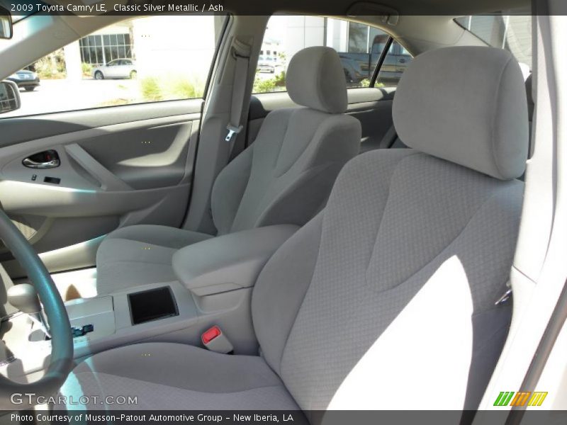 Classic Silver Metallic / Ash 2009 Toyota Camry LE