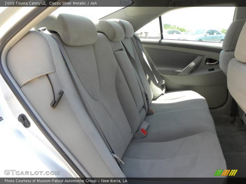 Classic Silver Metallic / Ash 2009 Toyota Camry LE