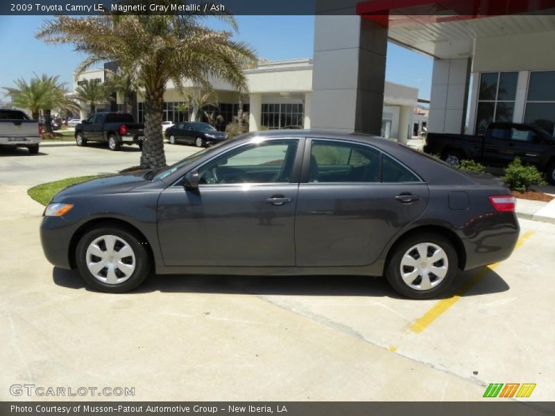 Magnetic Gray Metallic / Ash 2009 Toyota Camry LE