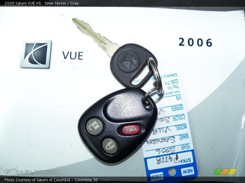 Silver Nickel / Gray 2006 Saturn VUE V6