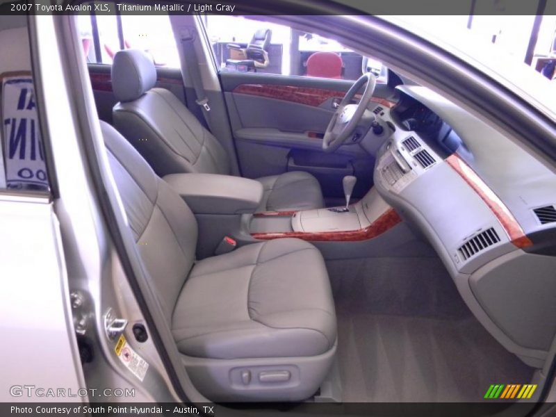 Titanium Metallic / Light Gray 2007 Toyota Avalon XLS