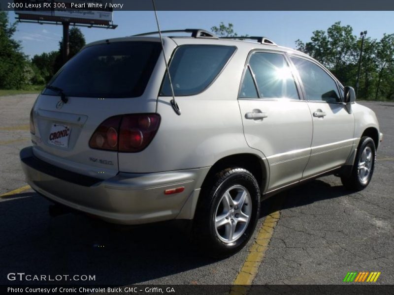Pearl White / Ivory 2000 Lexus RX 300