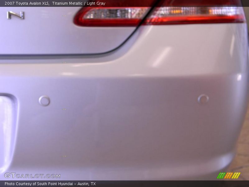 Titanium Metallic / Light Gray 2007 Toyota Avalon XLS