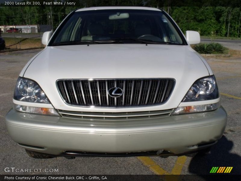 Pearl White / Ivory 2000 Lexus RX 300