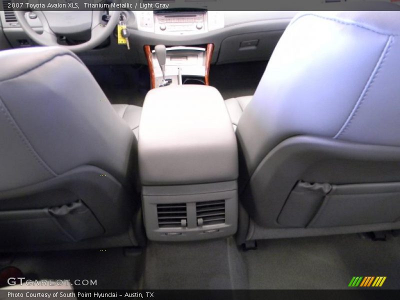 Titanium Metallic / Light Gray 2007 Toyota Avalon XLS