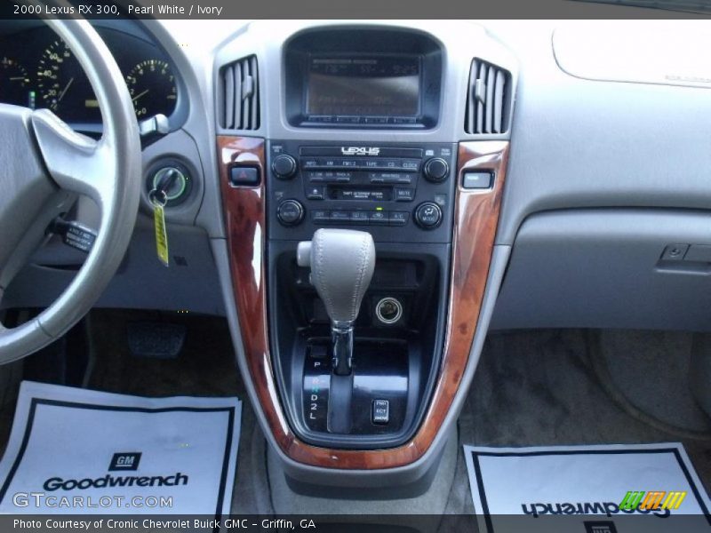 Pearl White / Ivory 2000 Lexus RX 300