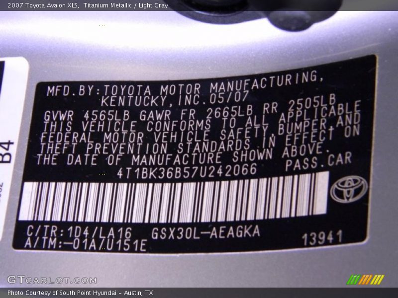 Titanium Metallic / Light Gray 2007 Toyota Avalon XLS