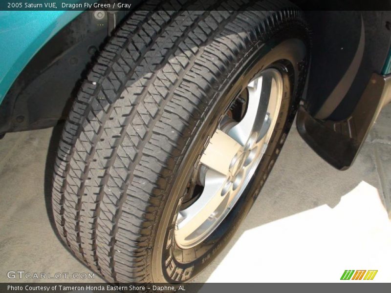 Dragon Fly Green / Gray 2005 Saturn VUE