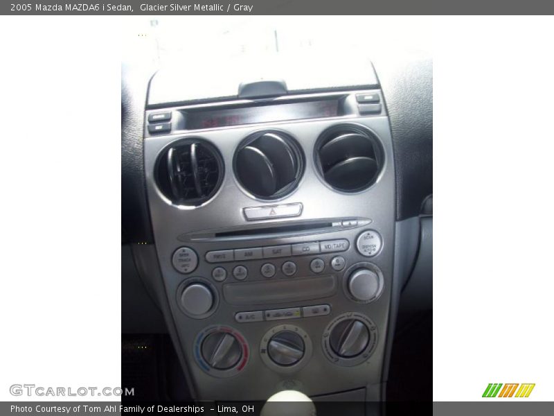 Glacier Silver Metallic / Gray 2005 Mazda MAZDA6 i Sedan