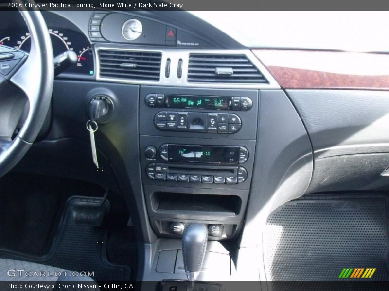 Stone White / Dark Slate Gray 2006 Chrysler Pacifica Touring