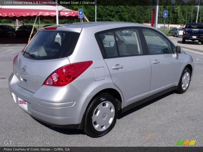 Brillant Silver / Charcoal 2009 Nissan Versa 1.8 S Hatchback