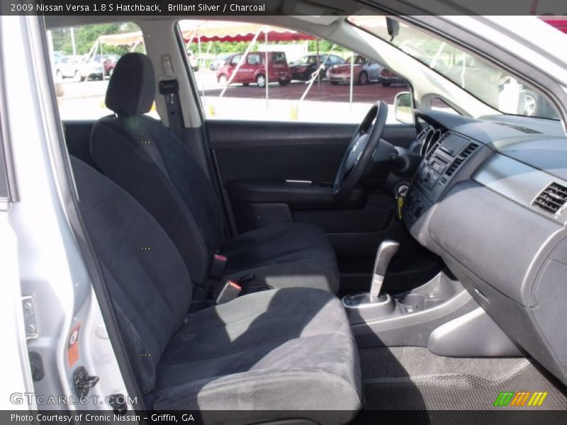 Brillant Silver / Charcoal 2009 Nissan Versa 1.8 S Hatchback