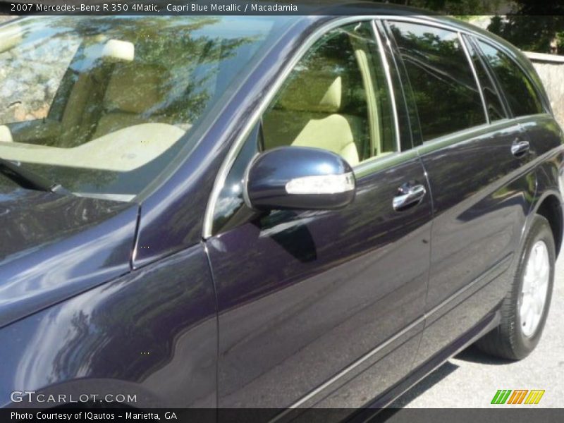 Capri Blue Metallic / Macadamia 2007 Mercedes-Benz R 350 4Matic