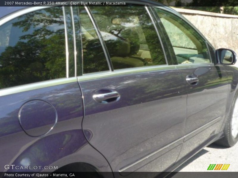 Capri Blue Metallic / Macadamia 2007 Mercedes-Benz R 350 4Matic