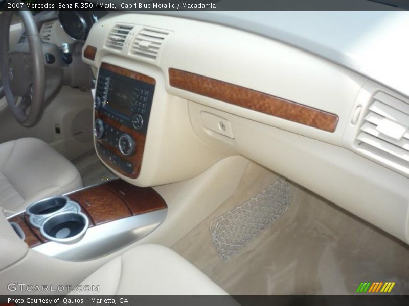 Capri Blue Metallic / Macadamia 2007 Mercedes-Benz R 350 4Matic