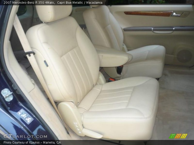 Capri Blue Metallic / Macadamia 2007 Mercedes-Benz R 350 4Matic