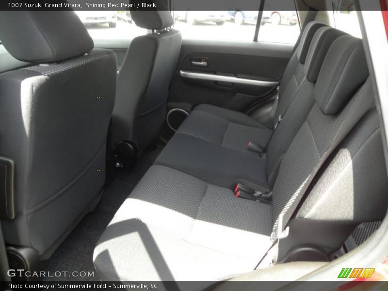 Shining Red Pearl / Black 2007 Suzuki Grand Vitara