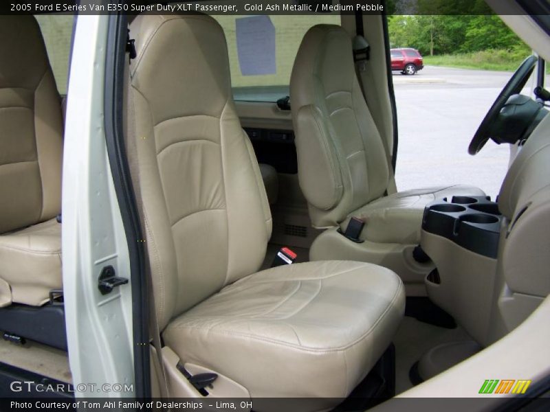 Gold Ash Metallic / Medium Pebble 2005 Ford E Series Van E350 Super Duty XLT Passenger