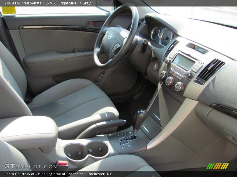 Bright Silver / Gray 2009 Hyundai Sonata GLS V6