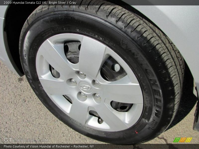 Bright Silver / Gray 2009 Hyundai Sonata GLS V6