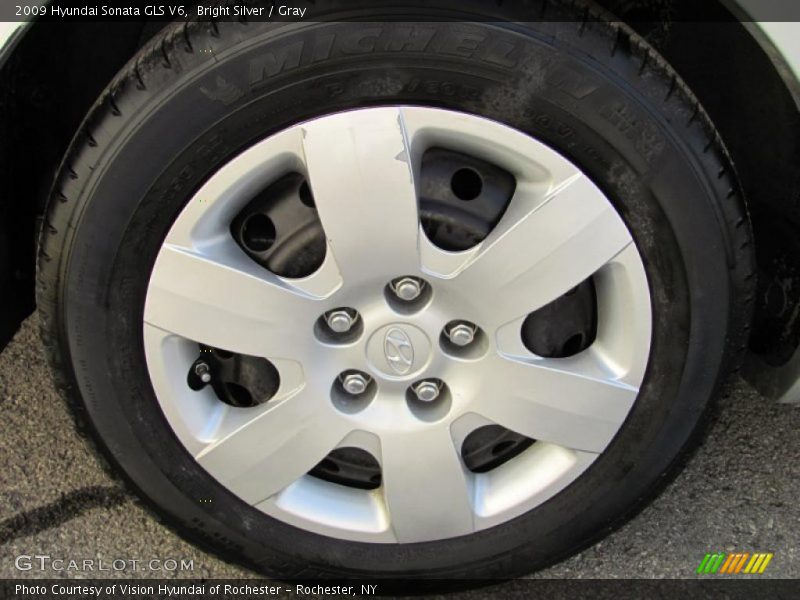Bright Silver / Gray 2009 Hyundai Sonata GLS V6