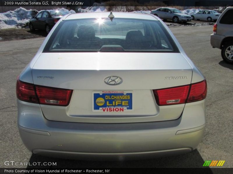 Bright Silver / Gray 2009 Hyundai Sonata GLS