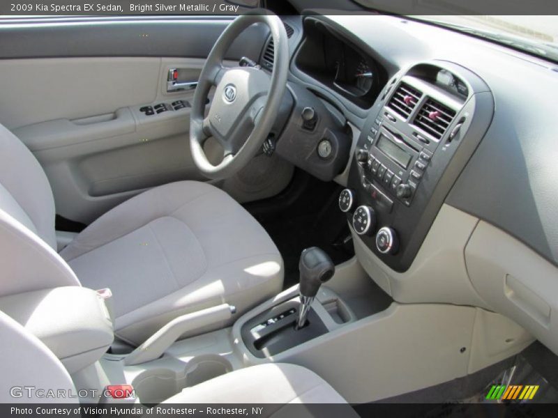 Bright Silver Metallic / Gray 2009 Kia Spectra EX Sedan