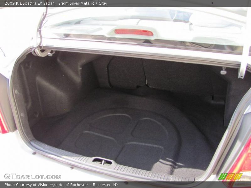 Bright Silver Metallic / Gray 2009 Kia Spectra EX Sedan