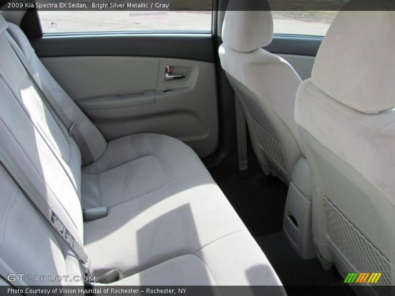 Bright Silver Metallic / Gray 2009 Kia Spectra EX Sedan