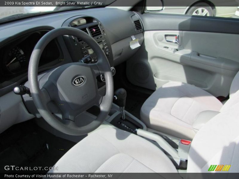 Bright Silver Metallic / Gray 2009 Kia Spectra EX Sedan