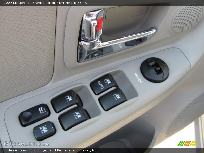 Bright Silver Metallic / Gray 2009 Kia Spectra EX Sedan