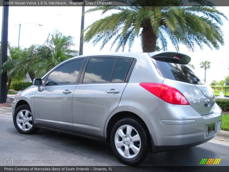 Magnetic Gray / Charcoal 2008 Nissan Versa 1.8 SL Hatchback