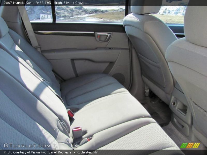 Bright Silver / Gray 2007 Hyundai Santa Fe SE 4WD