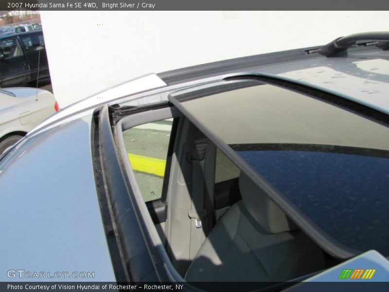Bright Silver / Gray 2007 Hyundai Santa Fe SE 4WD
