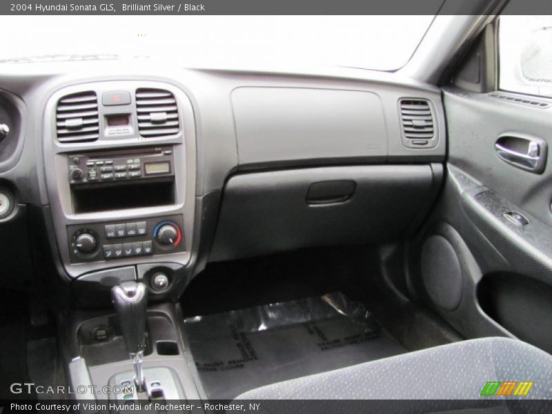 Brilliant Silver / Black 2004 Hyundai Sonata GLS