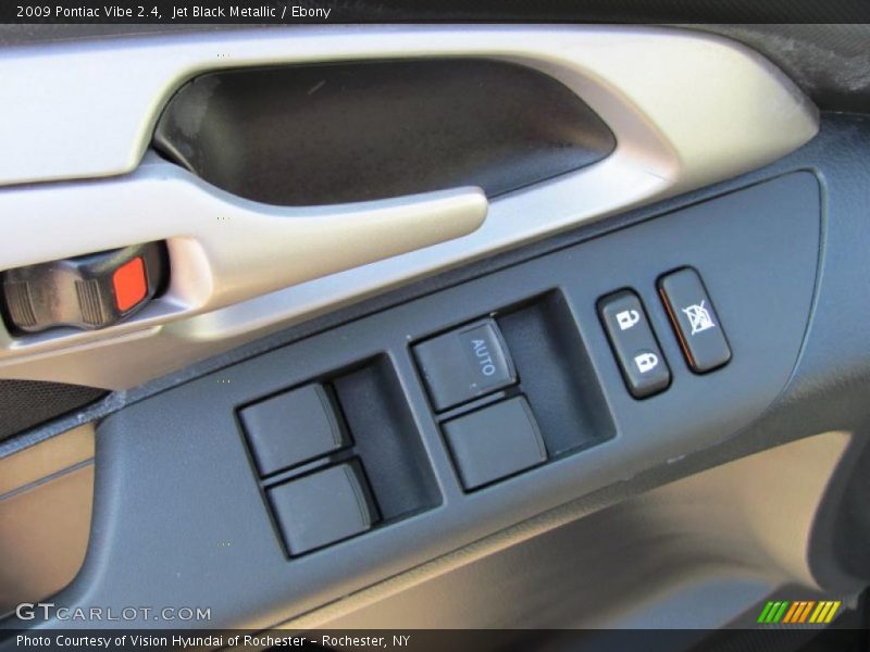 Jet Black Metallic / Ebony 2009 Pontiac Vibe 2.4